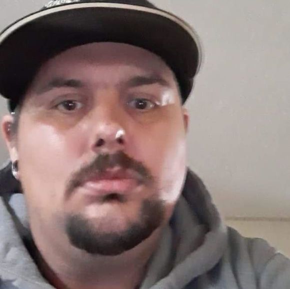 Meet your Posher, Tyler - Picture 1 of 1